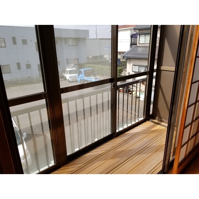 サンルーム付きで雨の日も安心