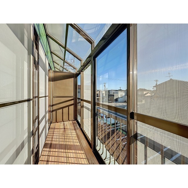 サンルーム付きで雨の日も安心