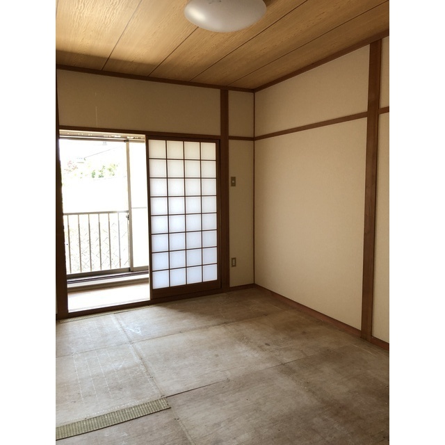入居決定後に畳を搬入します