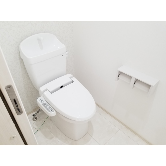 ウォシュレット付きトイレ