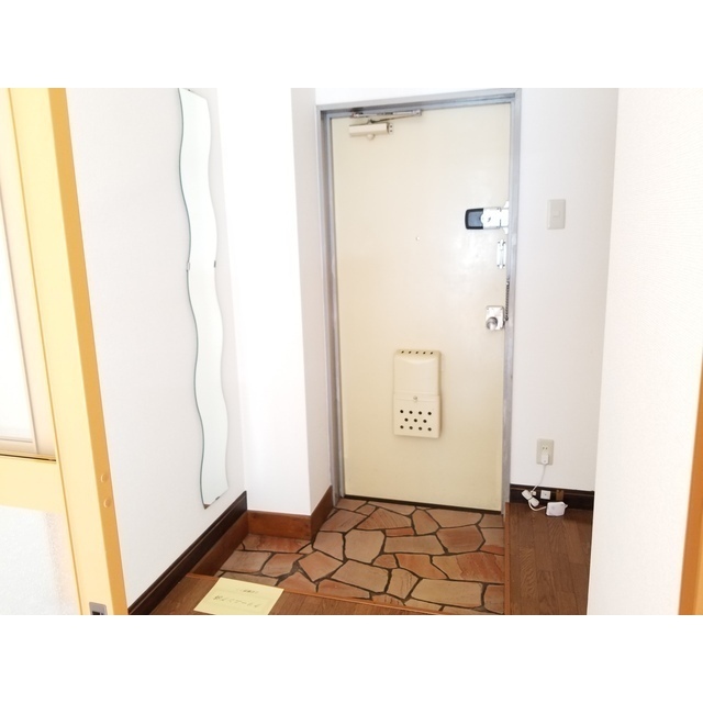 姿見付きでお出かけ時に便利♪