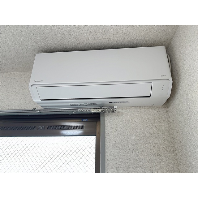 新品エアコンです
