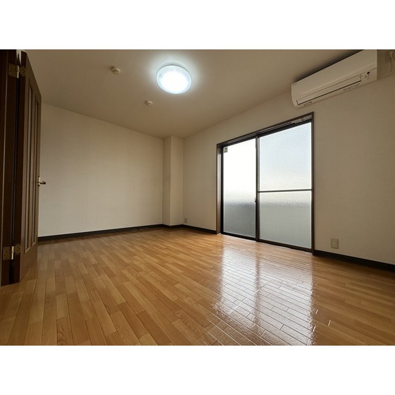 ※他のお部屋のお写真となります。