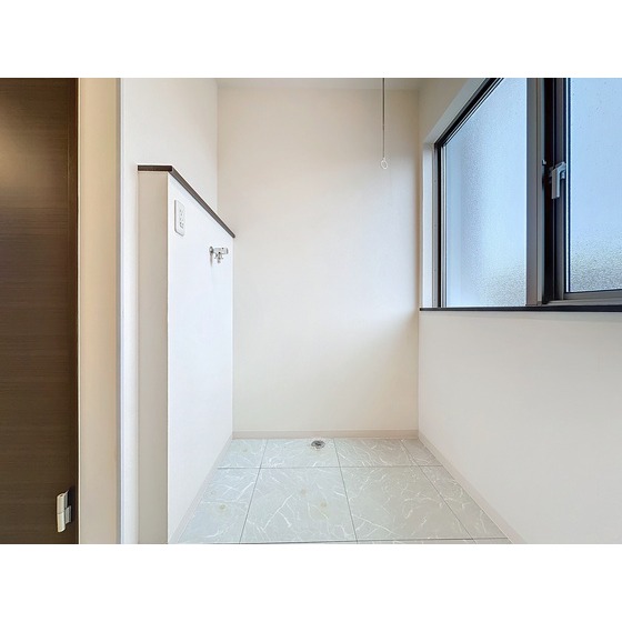 サンルーム＆洗濯機置き場