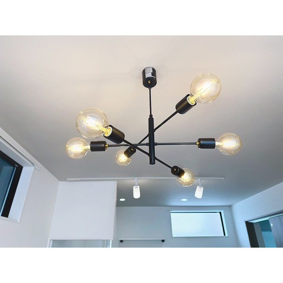 おしゃれな照明です(^^)/