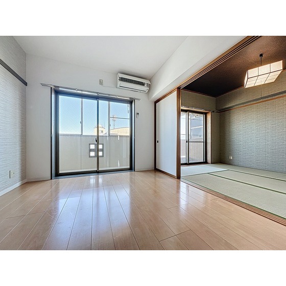 ※別のお部屋のお写真となります。現状優先。