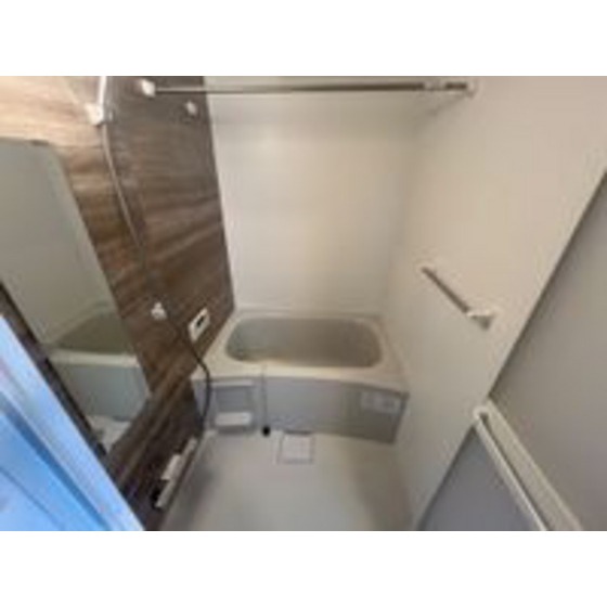 写真は同タイプの部屋の写真です